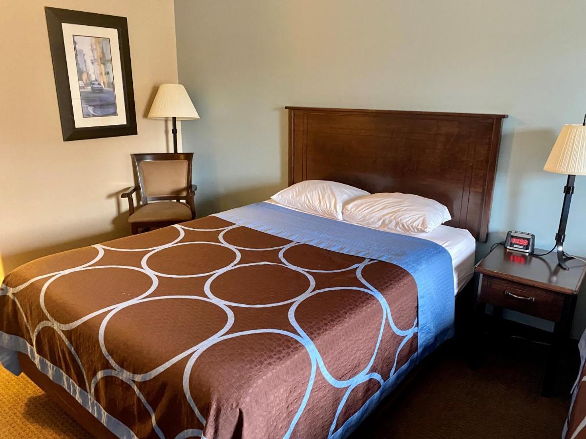 Hotel Super 8 By Wyndham Edmonton South Extérieur photo