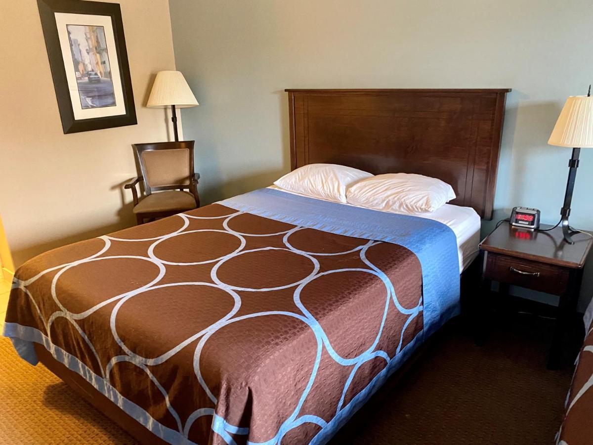Hotel Super 8 By Wyndham Edmonton South Extérieur photo