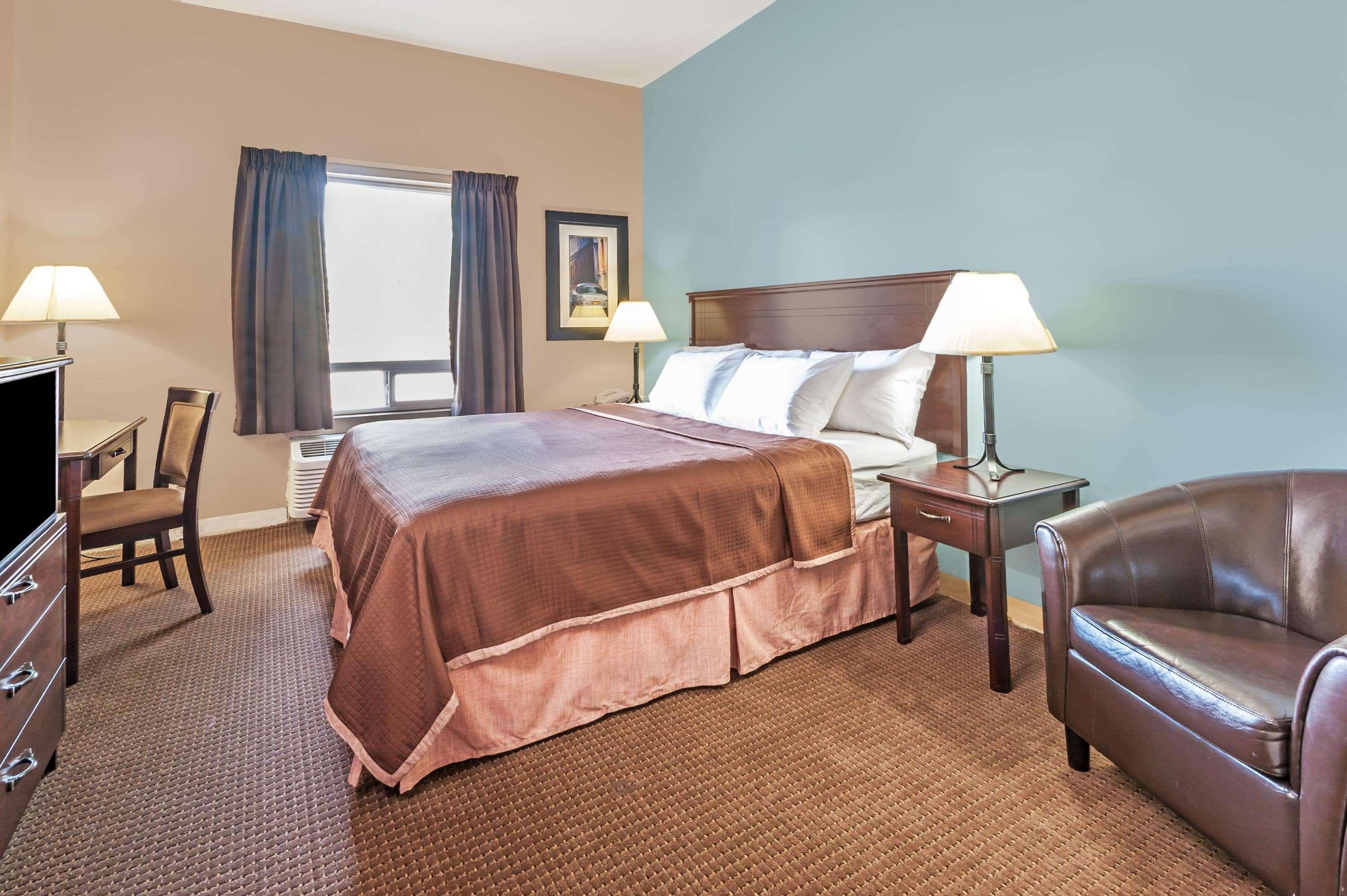 Hotel Super 8 By Wyndham Edmonton South Extérieur photo