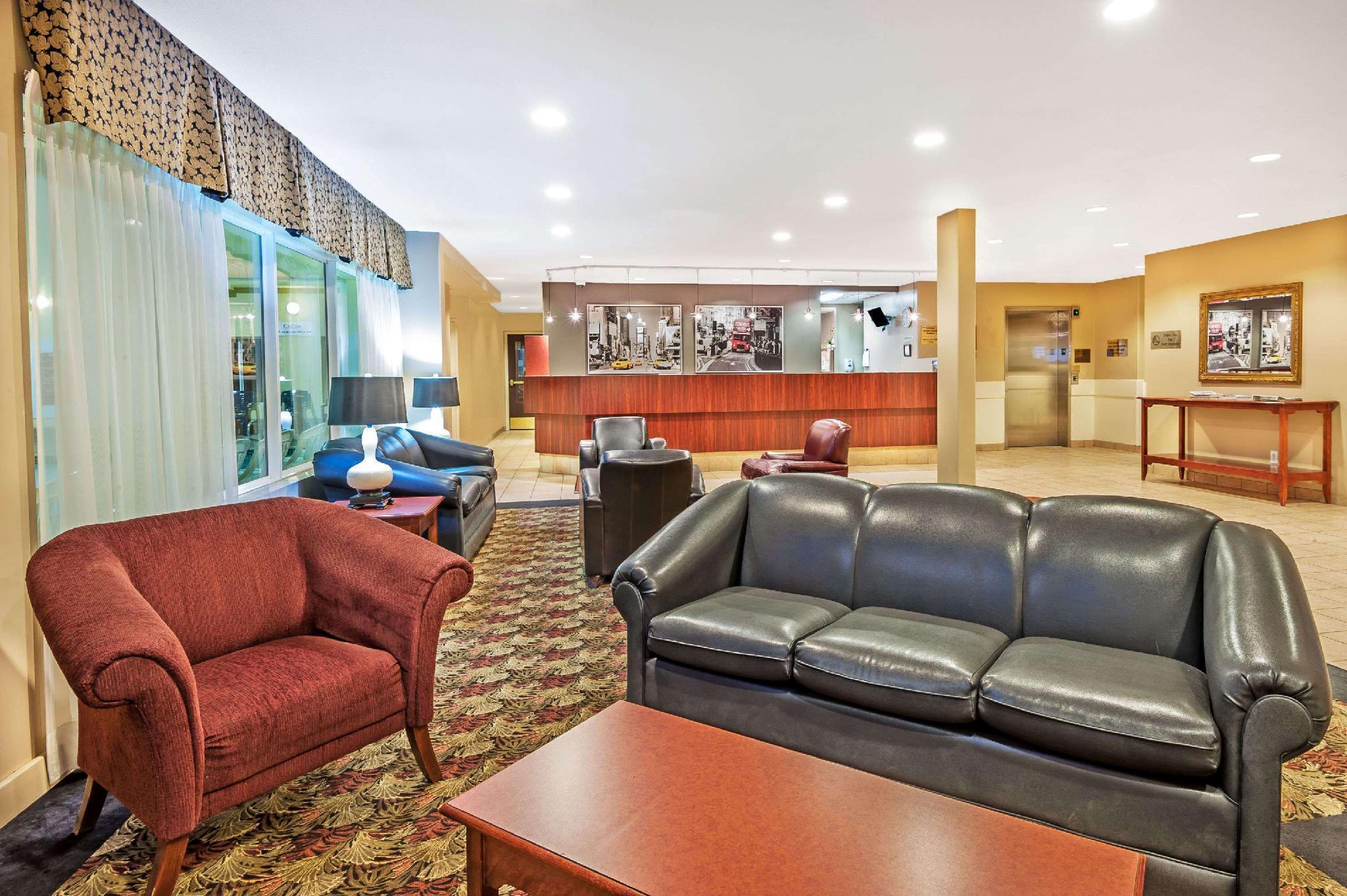 Hotel Super 8 By Wyndham Edmonton South Extérieur photo